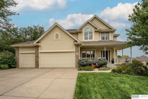 Photo of 5008 Westlake Circle, Bellevue, NE 68133 (MLS # 22531440)