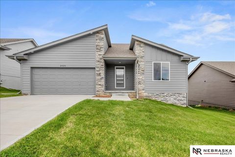 Photo of 2025 Gindy Circle, Bellevue, NE 68147 (MLS # 22613144)