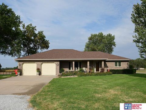 Photo of 416 E Roscoe Street, Endicott, NE 68360 (MLS # 22526234)