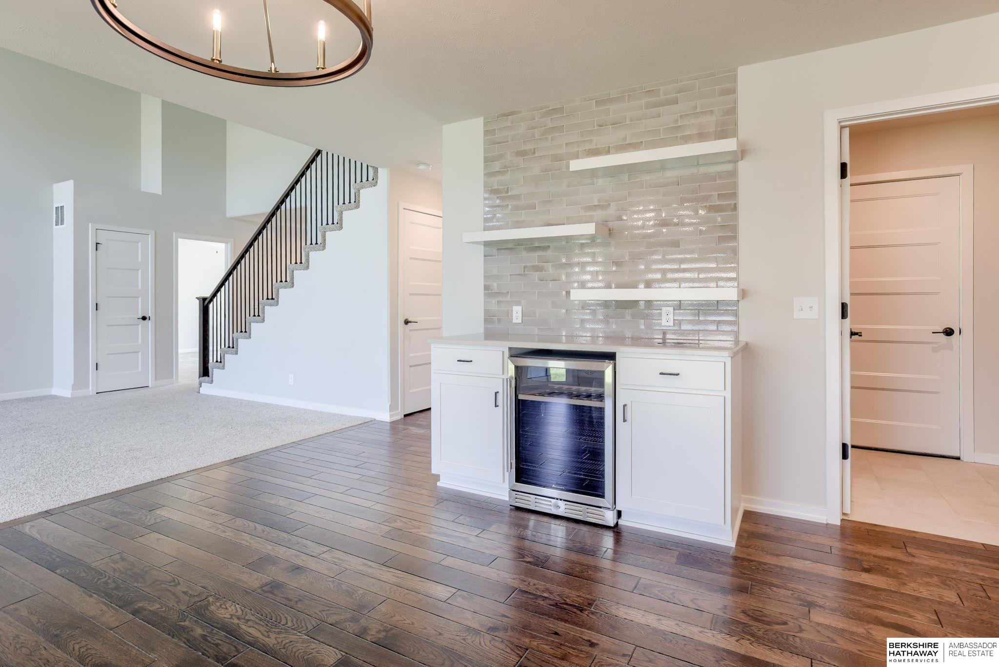 Bellevue, Nebraska 68123, United States, 4 Bedrooms Bedrooms, ,3 BathroomsBathrooms,Residential,Active,23667