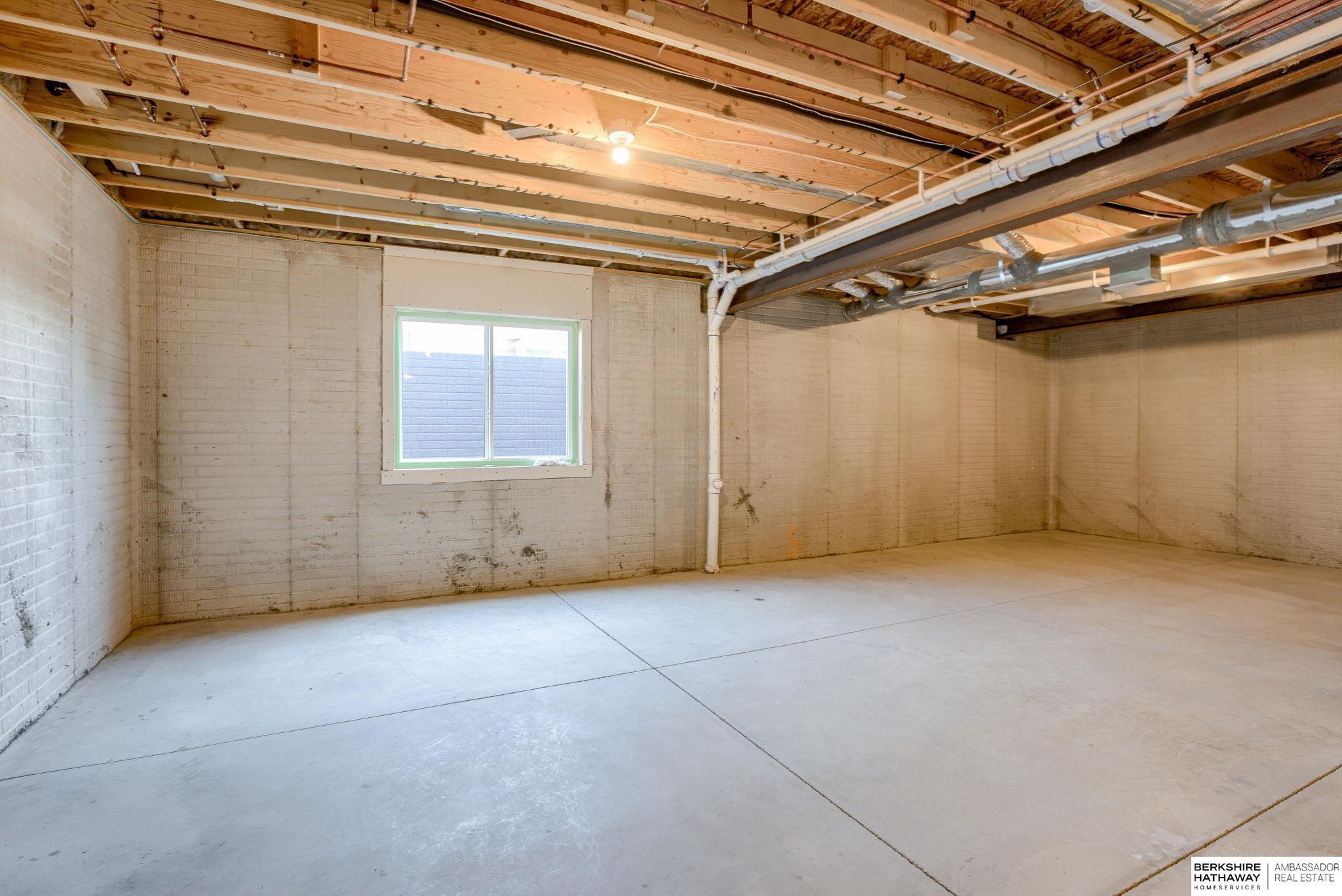 Bellevue, Nebraska 68123, United States, 4 Bedrooms Bedrooms, ,3 BathroomsBathrooms,Residential,Active,23667