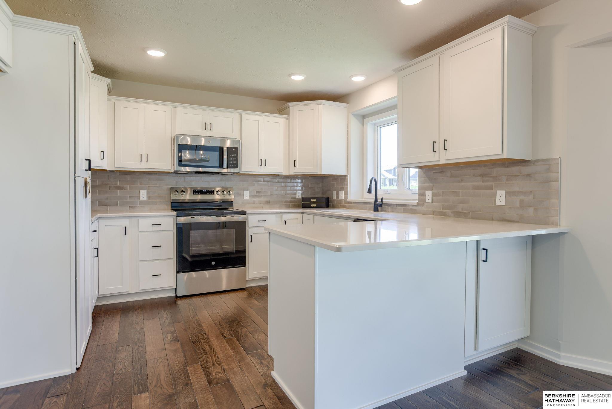 Bellevue, Nebraska 68123, United States, 4 Bedrooms Bedrooms, ,3 BathroomsBathrooms,Residential,Active,23667