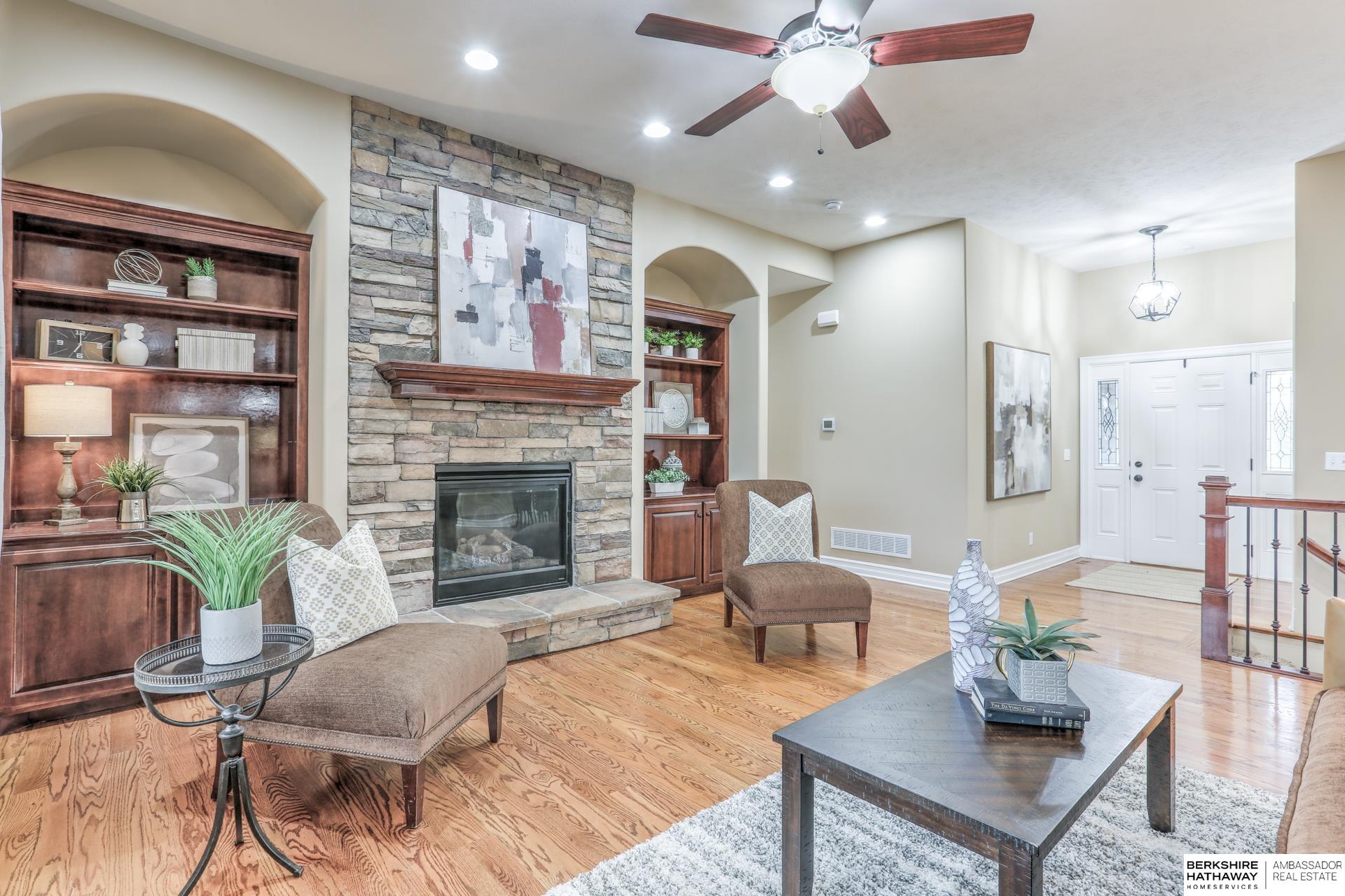 Omaha, Nebraska 68022, United States, 4 Bedrooms Bedrooms, ,3 BathroomsBathrooms,Residential,Pending,121268