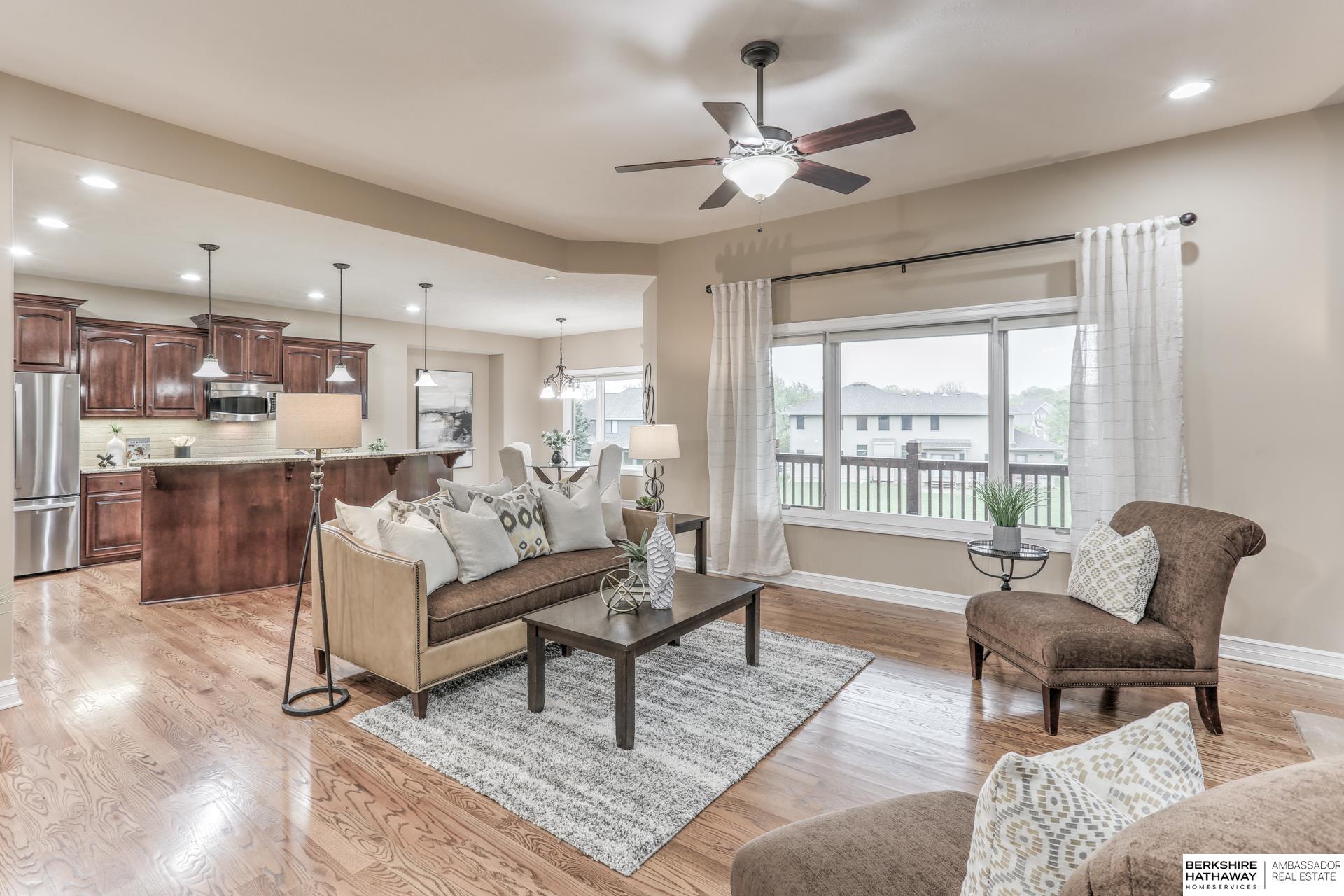 Omaha, Nebraska 68022, United States, 4 Bedrooms Bedrooms, ,3 BathroomsBathrooms,Residential,Pending,121268