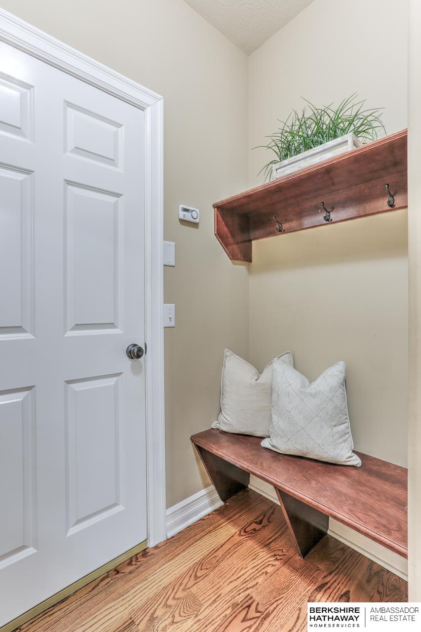 Omaha, Nebraska 68022, United States, 4 Bedrooms Bedrooms, ,3 BathroomsBathrooms,Residential,Pending,121268