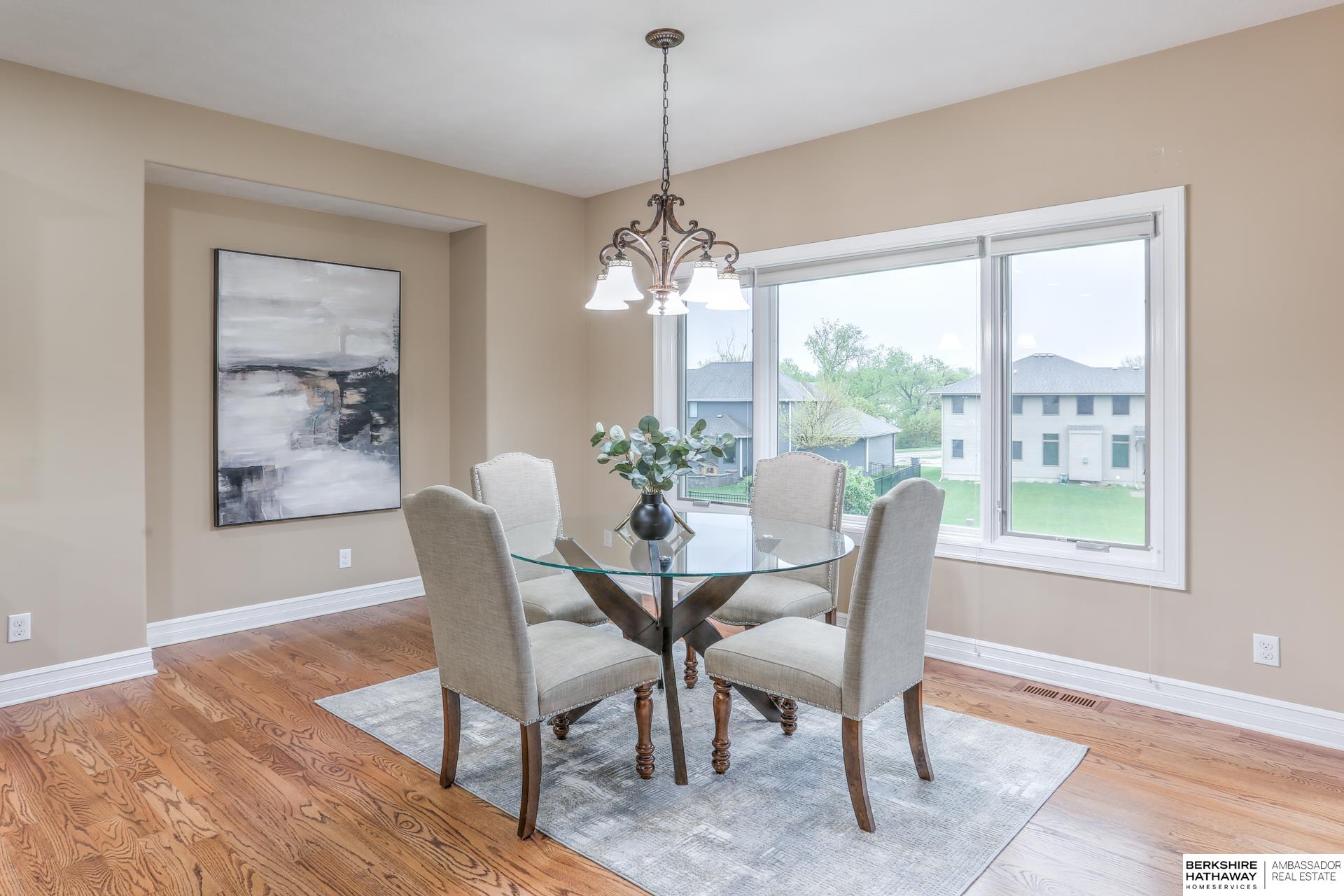 Omaha, Nebraska 68022, United States, 4 Bedrooms Bedrooms, ,3 BathroomsBathrooms,Residential,Pending,121268