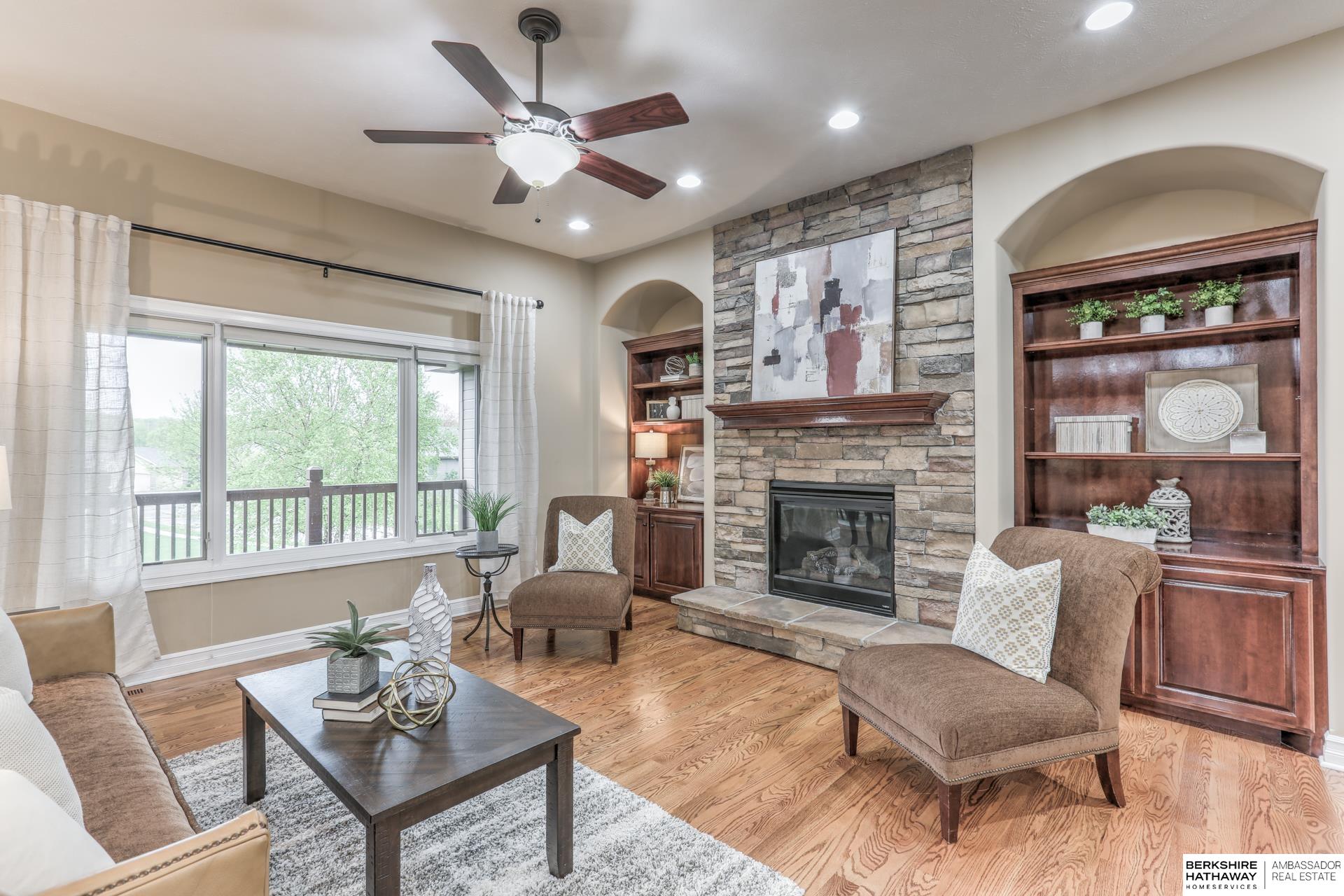 Omaha, Nebraska 68022, United States, 4 Bedrooms Bedrooms, ,3 BathroomsBathrooms,Residential,Pending,121268