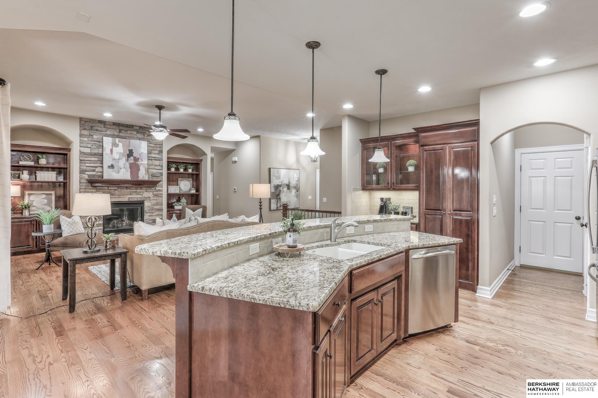 Omaha, Nebraska 68022, United States, 4 Bedrooms Bedrooms, ,3 BathroomsBathrooms,Residential,Pending,121268