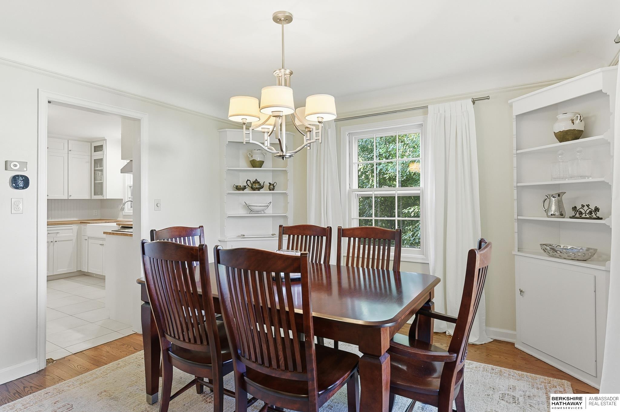 Omaha, Nebraska 68124, United States, 3 Bedrooms Bedrooms, ,2 BathroomsBathrooms,Residential,Active,232508