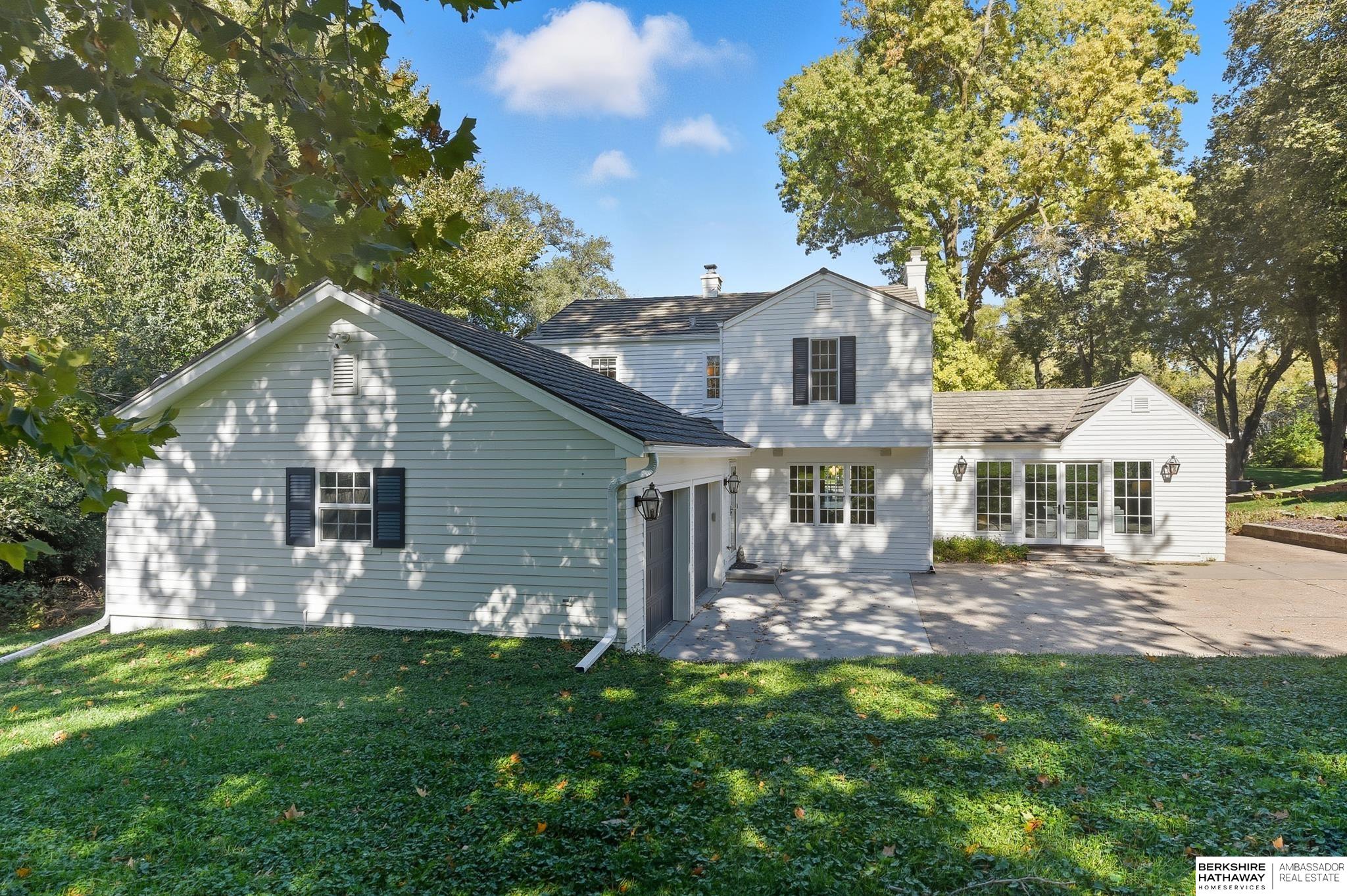 Omaha, Nebraska 68124, United States, 3 Bedrooms Bedrooms, ,2 BathroomsBathrooms,Residential,Active,232508