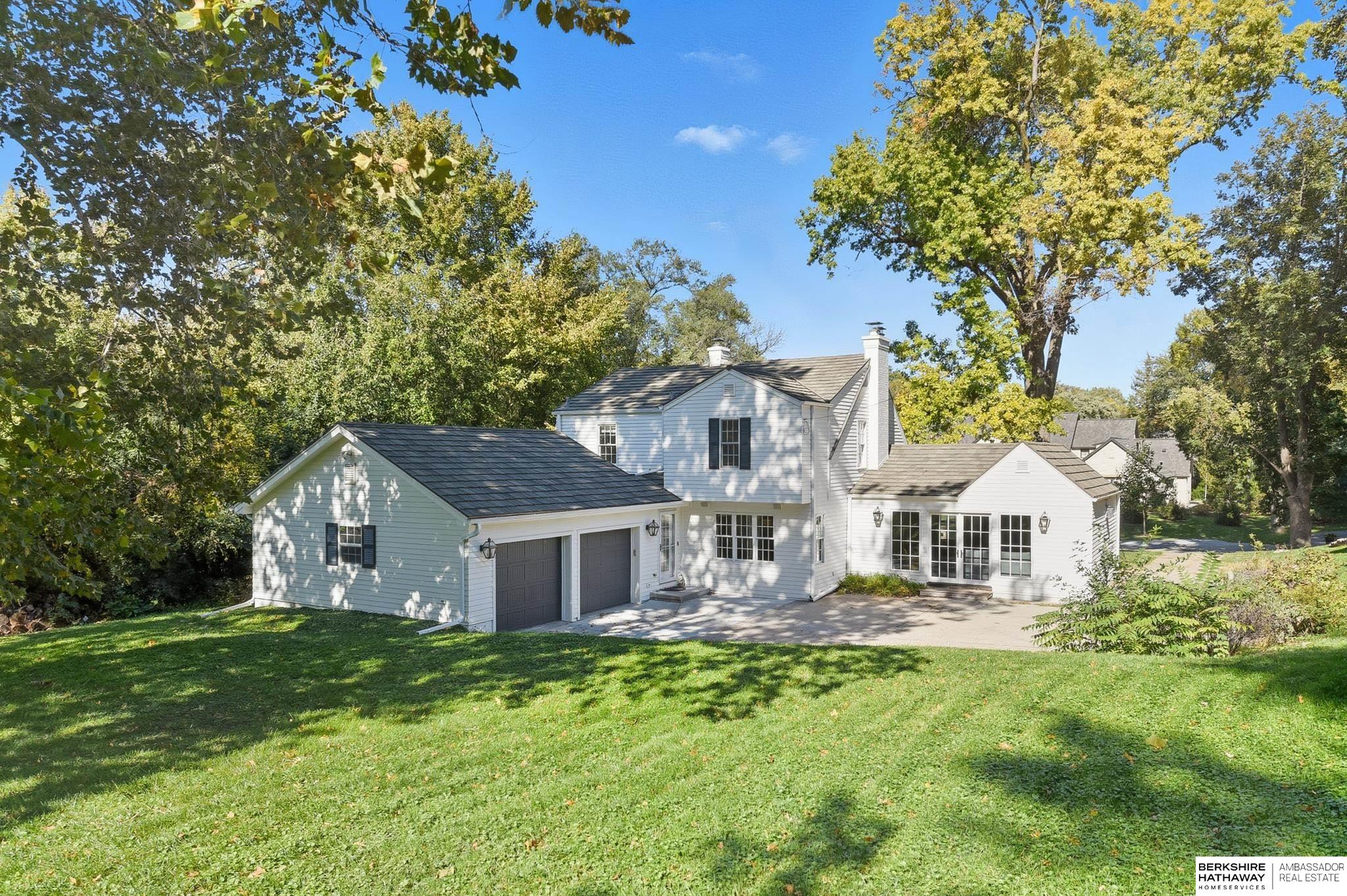 Omaha, Nebraska 68124, United States, 3 Bedrooms Bedrooms, ,2 BathroomsBathrooms,Residential,Active,232508