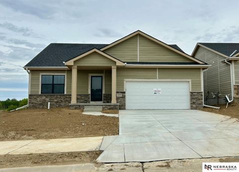 Photo of 13051 S 44th Avenue, Bellevue, NE 68123 (MLS # 22609085)