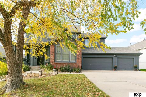 Photo of 9404 S 27th Avenue, Bellevue, NE 68147 (MLS # 22531302)