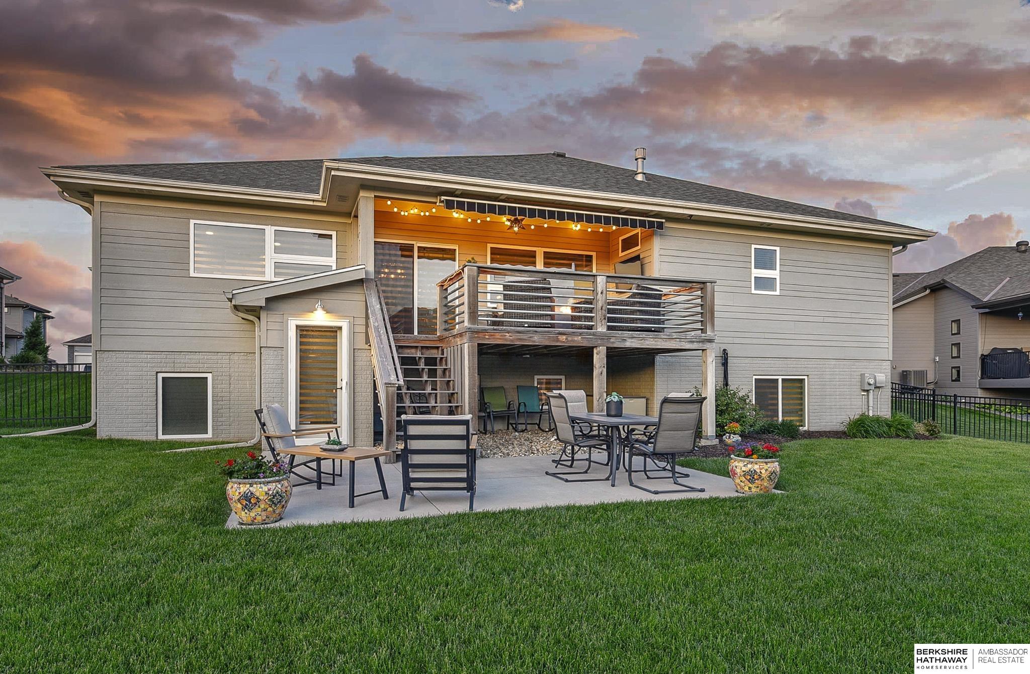 Bennington, Nebraska 68007, United States, 4 Bedrooms Bedrooms, ,3 BathroomsBathrooms,Residential,Active,159744