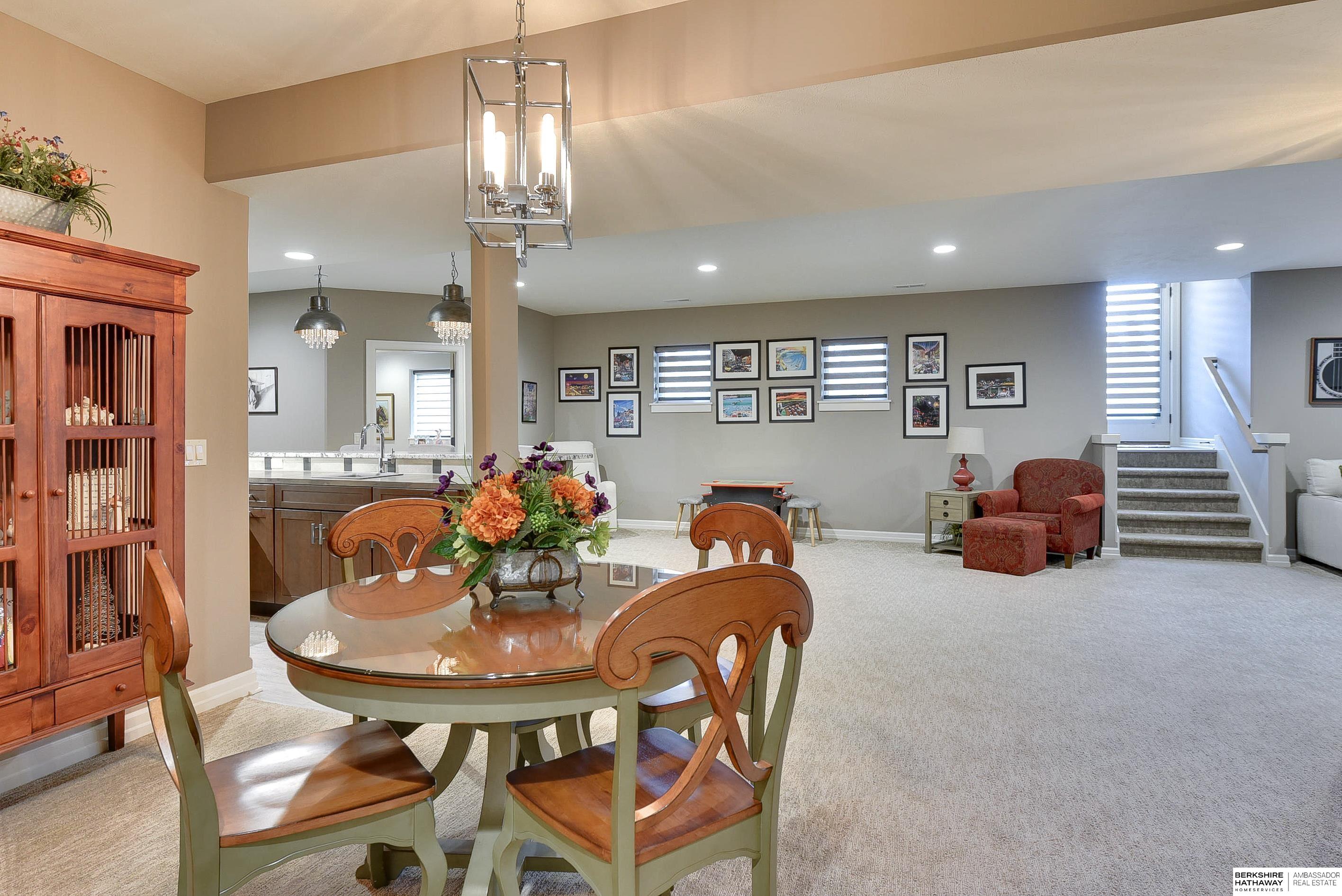 Bennington, Nebraska 68007, United States, 4 Bedrooms Bedrooms, ,3 BathroomsBathrooms,Residential,Active,159744