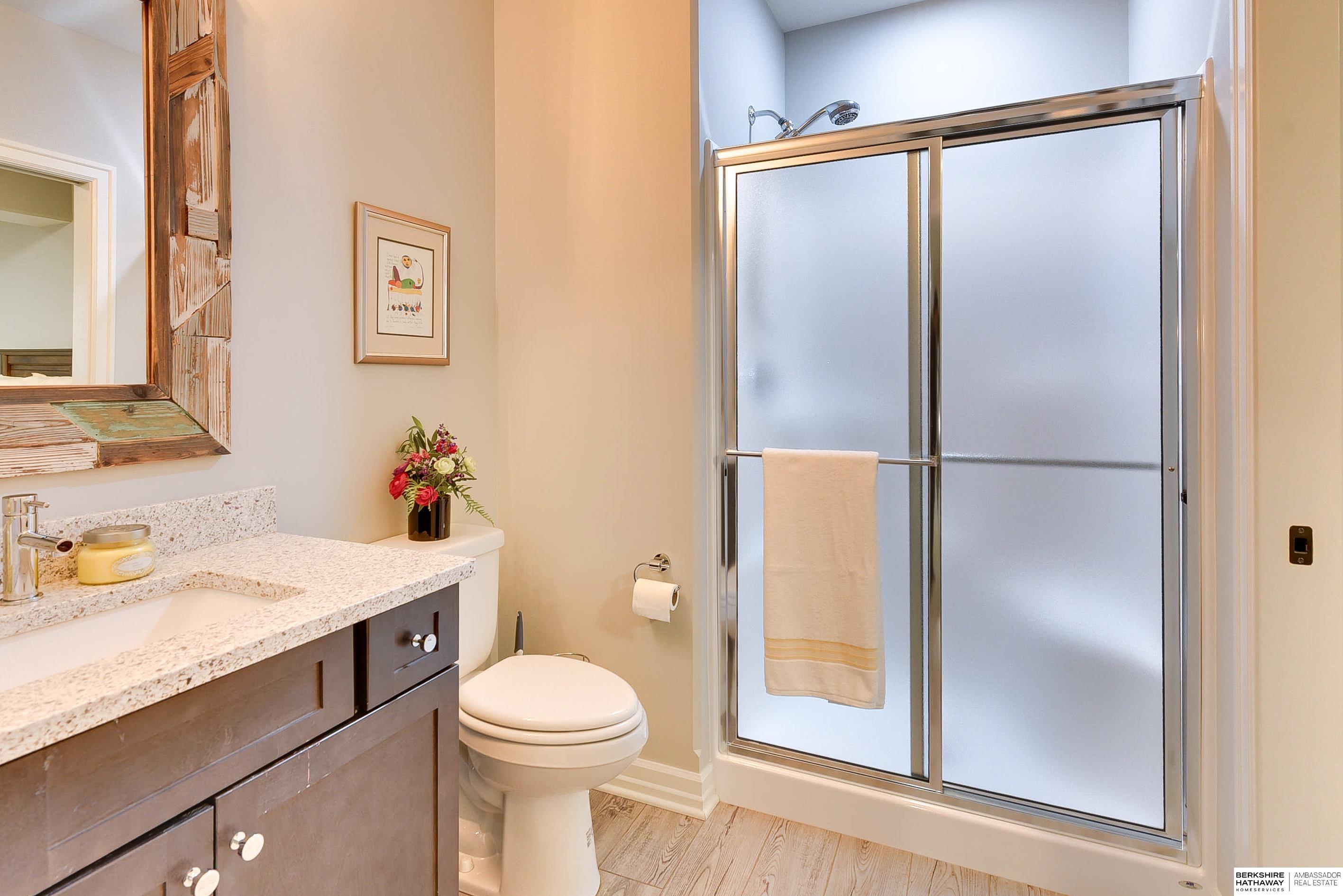 Bennington, Nebraska 68007, United States, 4 Bedrooms Bedrooms, ,3 BathroomsBathrooms,Residential,Active,159744