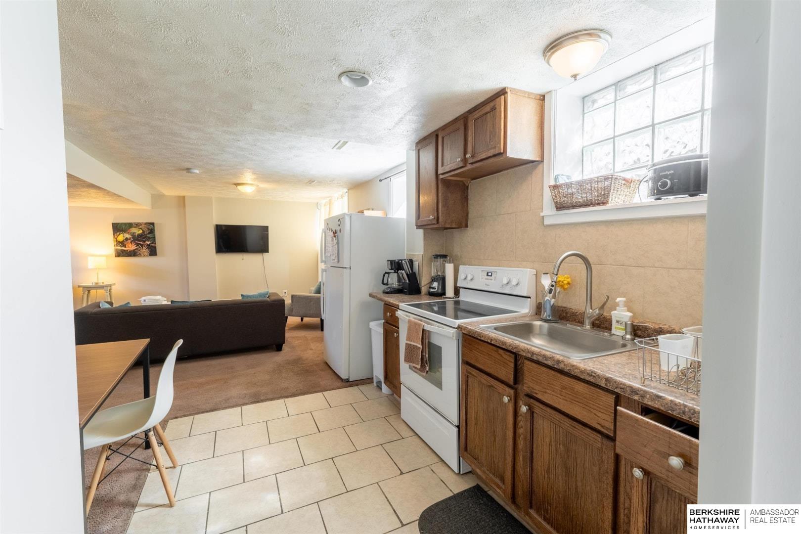 Omaha, Nebraska 68131, United States, 6 Bedrooms Bedrooms, ,4 BathroomsBathrooms,Residential,Active,132091