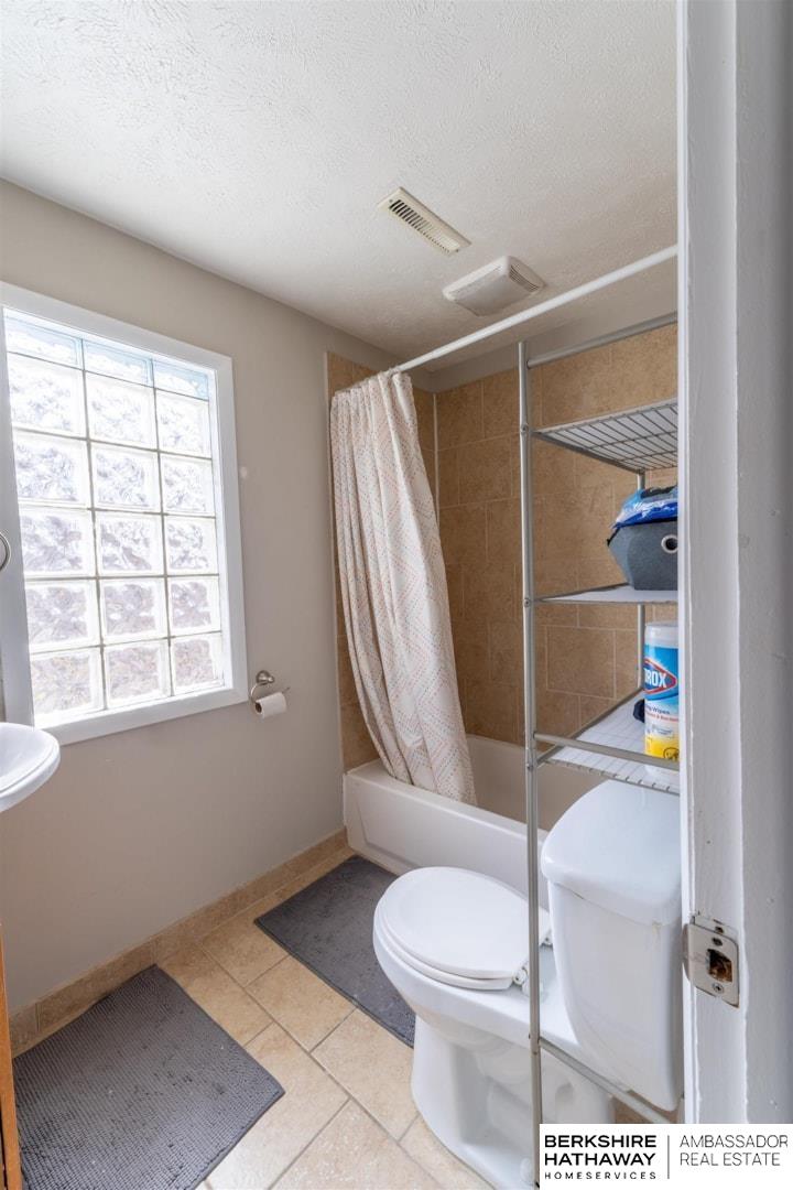 Omaha, Nebraska 68131, United States, 6 Bedrooms Bedrooms, ,4 BathroomsBathrooms,Residential,Active,132091