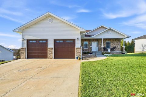 Photo of 907 S 25th Street, Beatrice, NE 68310 (MLS # 22534605)