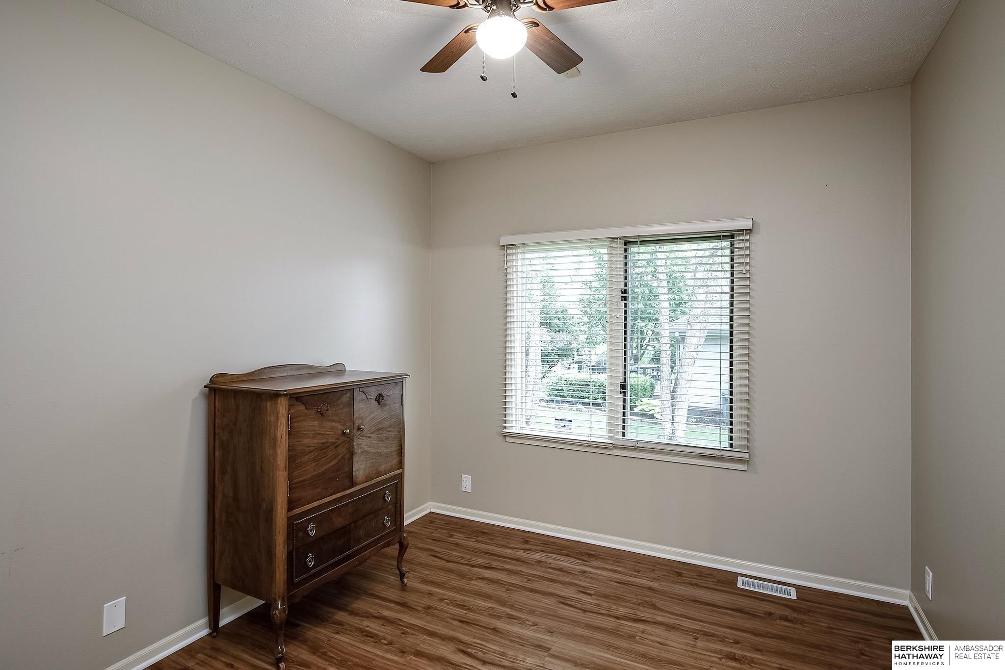 Omaha, Nebraska 68137, United States, 3 Bedrooms Bedrooms, ,3 BathroomsBathrooms,Residential,Active,159908