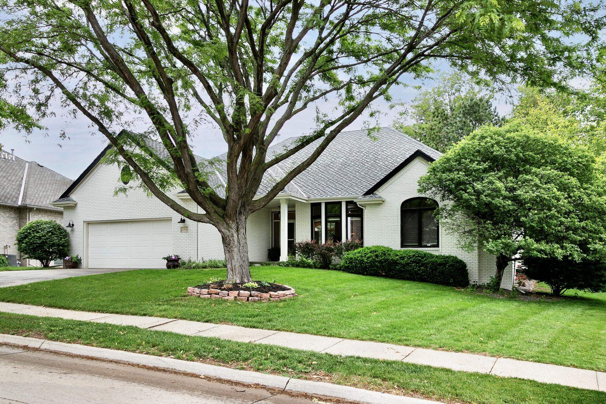 Omaha, Nebraska 68137, United States, 3 Bedrooms Bedrooms, ,3 BathroomsBathrooms,Residential,Active,159908