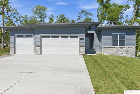 Photo of 8508 Kilpatrick Parkway, Bennington, NE 68007 (MLS # 22612773)