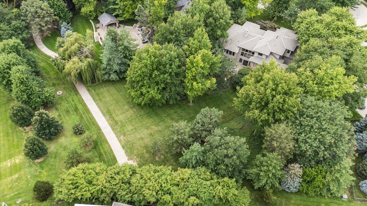 Omaha, Nebraska 68130, United States, 6 Bedrooms Bedrooms, ,5 BathroomsBathrooms,Residential,Active,174230