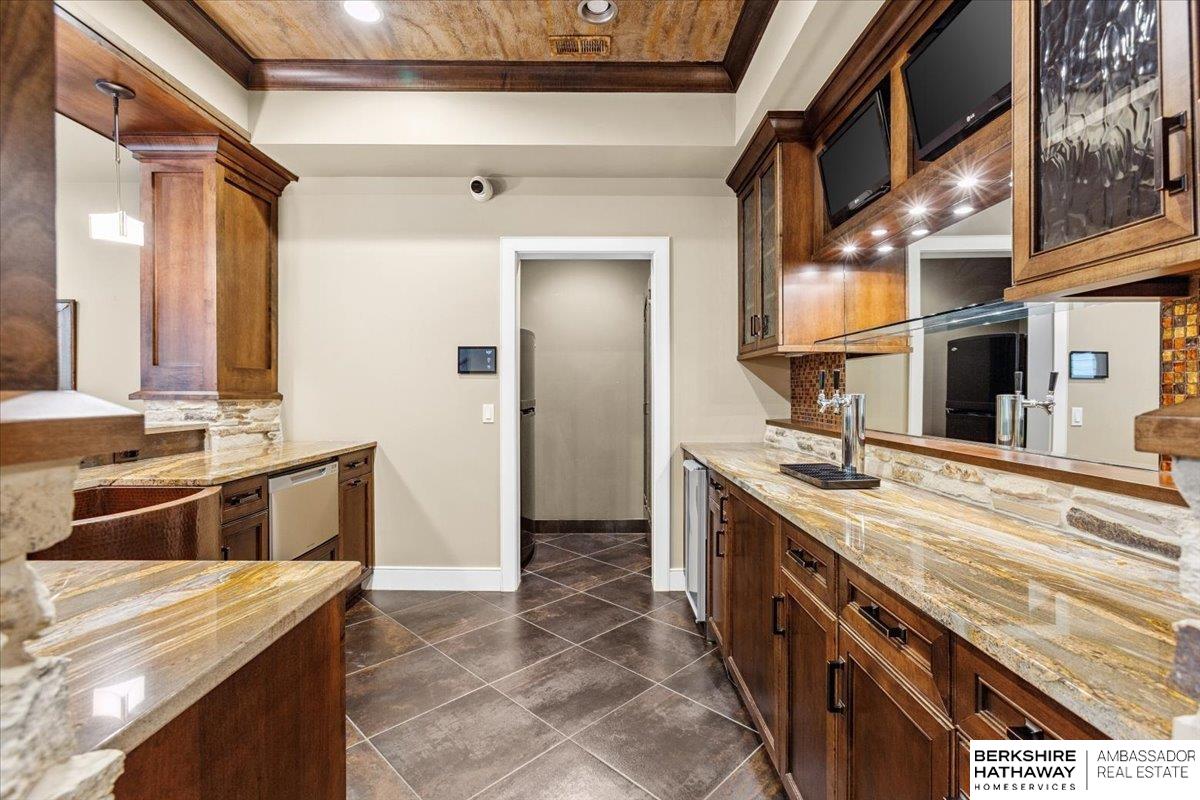 Omaha, Nebraska 68130, United States, 6 Bedrooms Bedrooms, ,5 BathroomsBathrooms,Residential,Active,174230