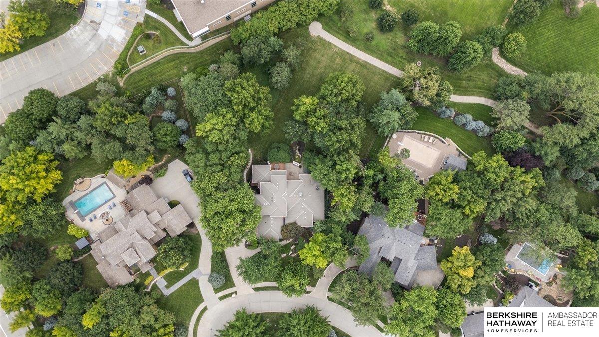 Omaha, Nebraska 68130, United States, 6 Bedrooms Bedrooms, ,5 BathroomsBathrooms,Residential,Active,174230