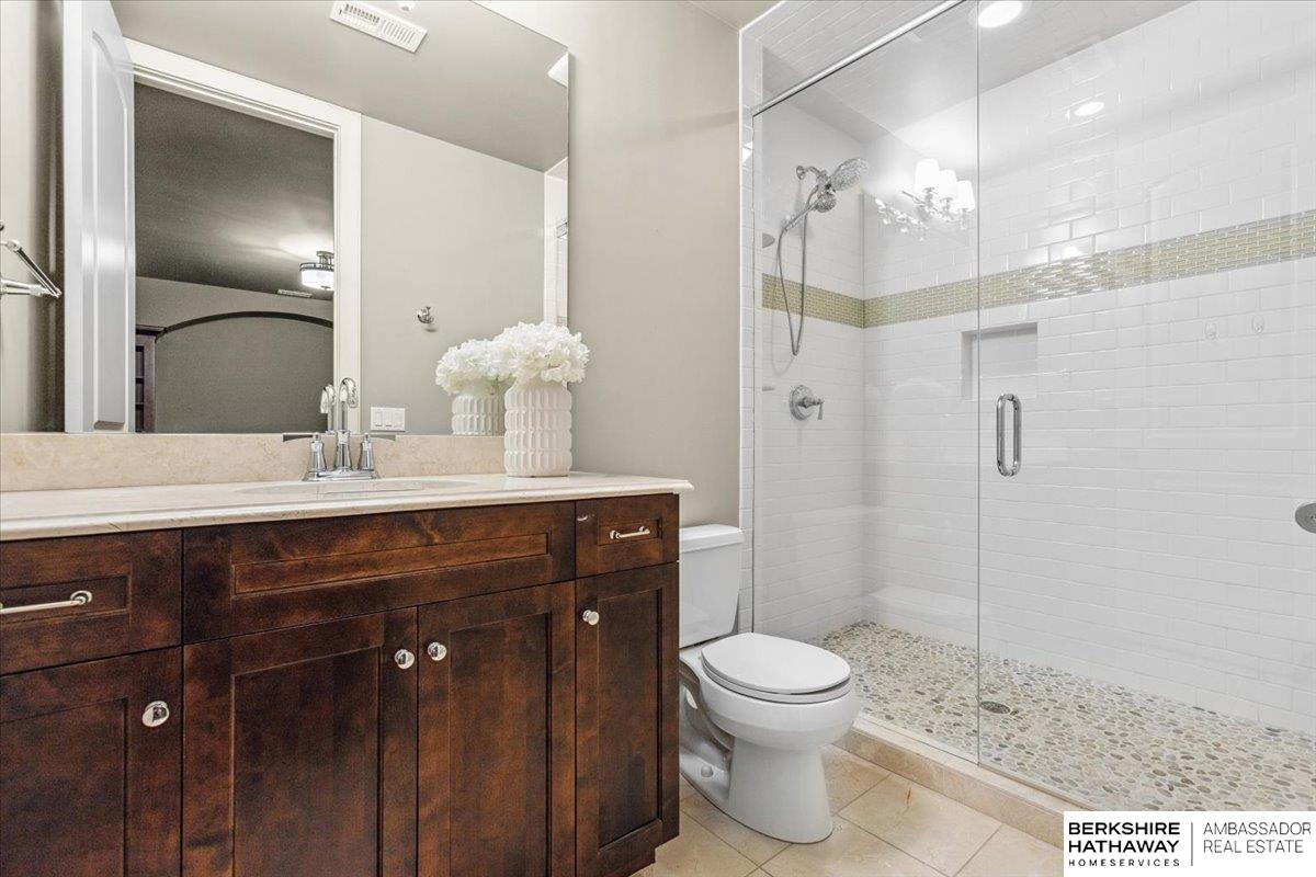 Omaha, Nebraska 68130, United States, 6 Bedrooms Bedrooms, ,5 BathroomsBathrooms,Residential,Active,174230