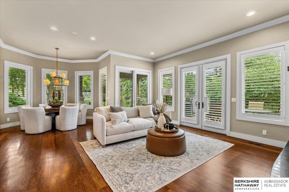 Omaha, Nebraska 68130, United States, 6 Bedrooms Bedrooms, ,5 BathroomsBathrooms,Residential,Active,174230