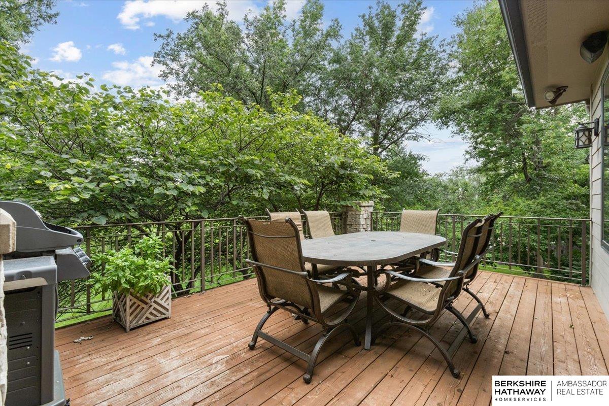 Omaha, Nebraska 68130, United States, 6 Bedrooms Bedrooms, ,5 BathroomsBathrooms,Residential,Active,174230