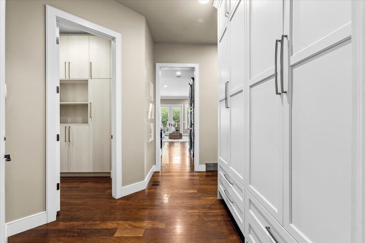 Omaha, Nebraska 68130, United States, 6 Bedrooms Bedrooms, ,5 BathroomsBathrooms,Residential,Active,174230