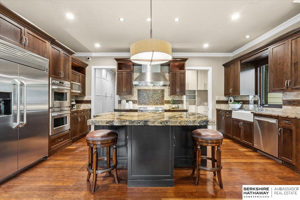 Omaha, Nebraska 68130, United States, 6 Bedrooms Bedrooms, ,5 BathroomsBathrooms,Residential,Active,174230