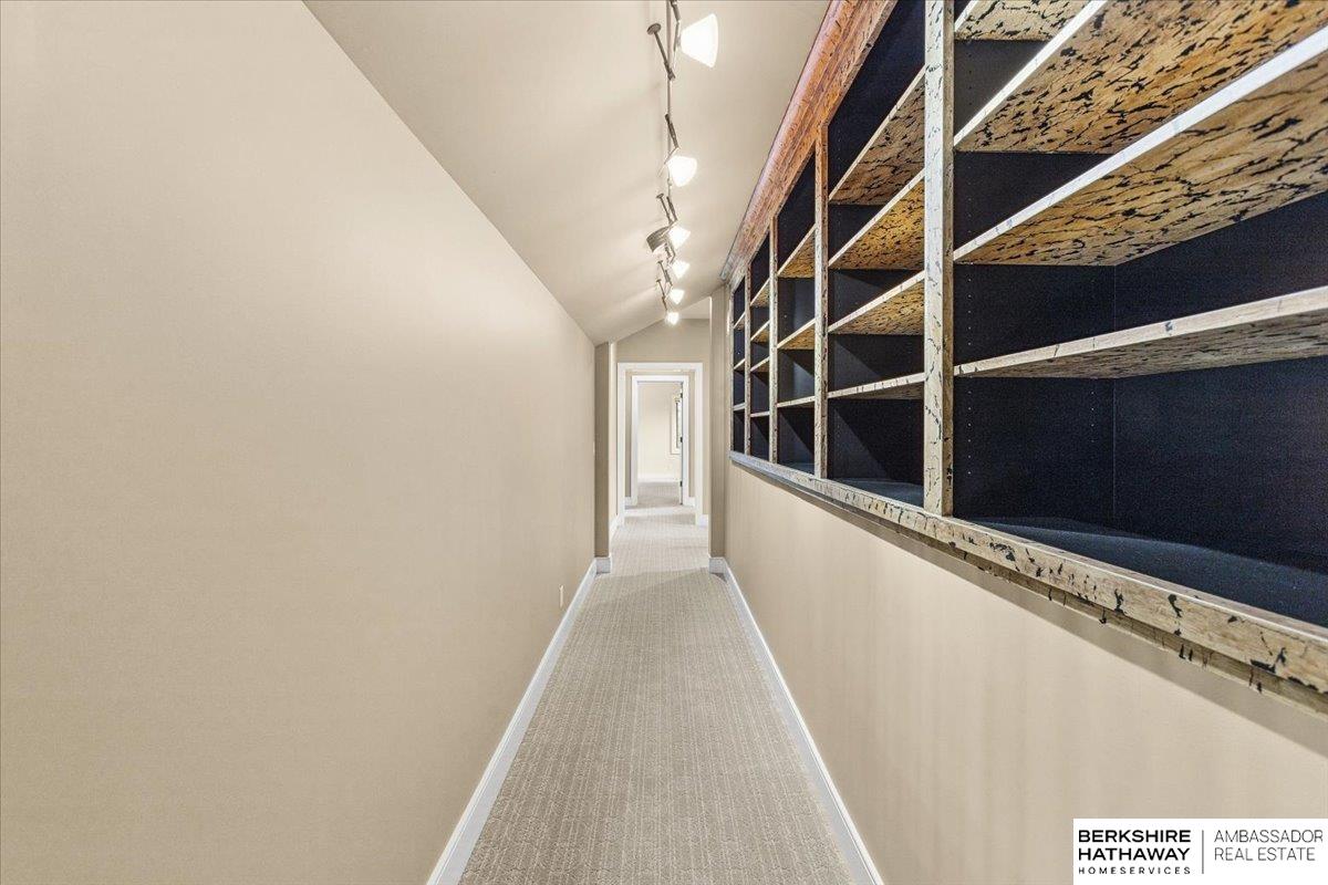 Omaha, Nebraska 68130, United States, 6 Bedrooms Bedrooms, ,5 BathroomsBathrooms,Residential,Active,174230