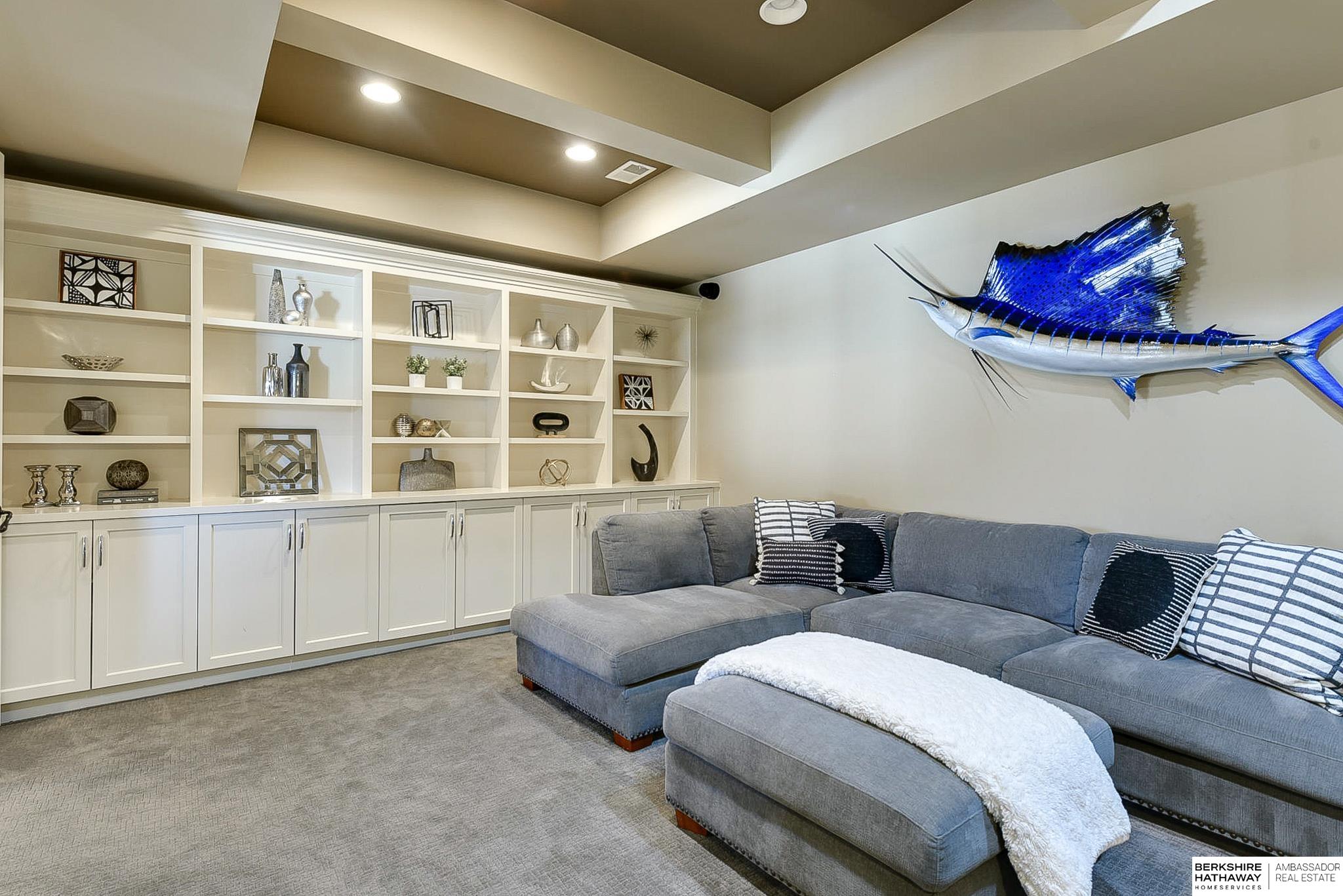 Omaha, Nebraska 68130, United States, 6 Bedrooms Bedrooms, ,5 BathroomsBathrooms,Residential,Active,174230