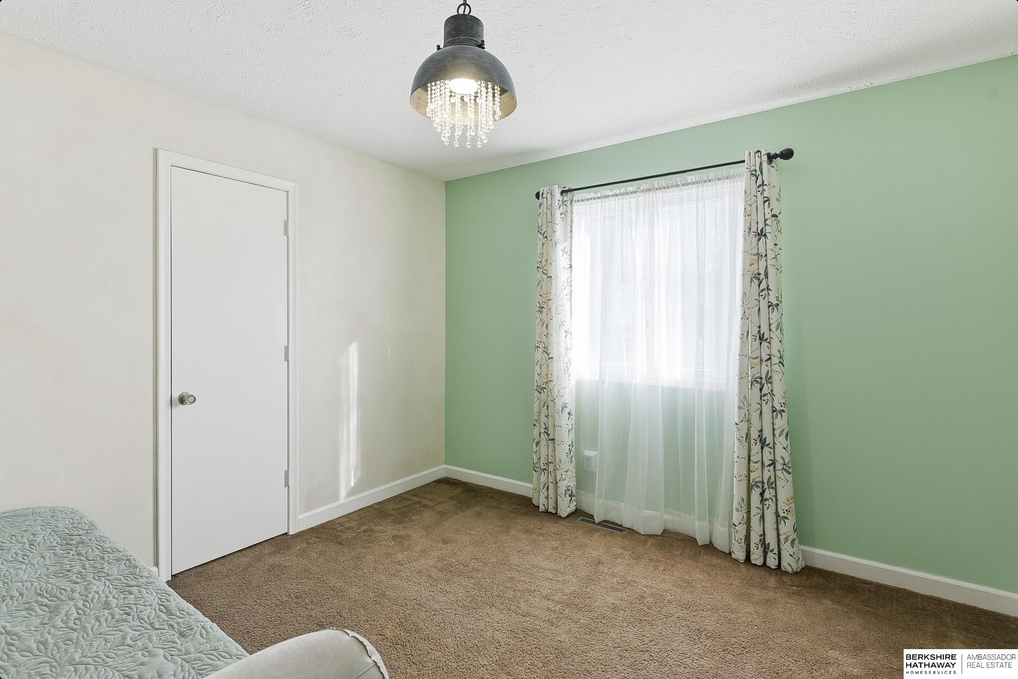 Bellevue, Nebraska 68123, United States, 3 Bedrooms Bedrooms, ,2 BathroomsBathrooms,Residential,Active,256628