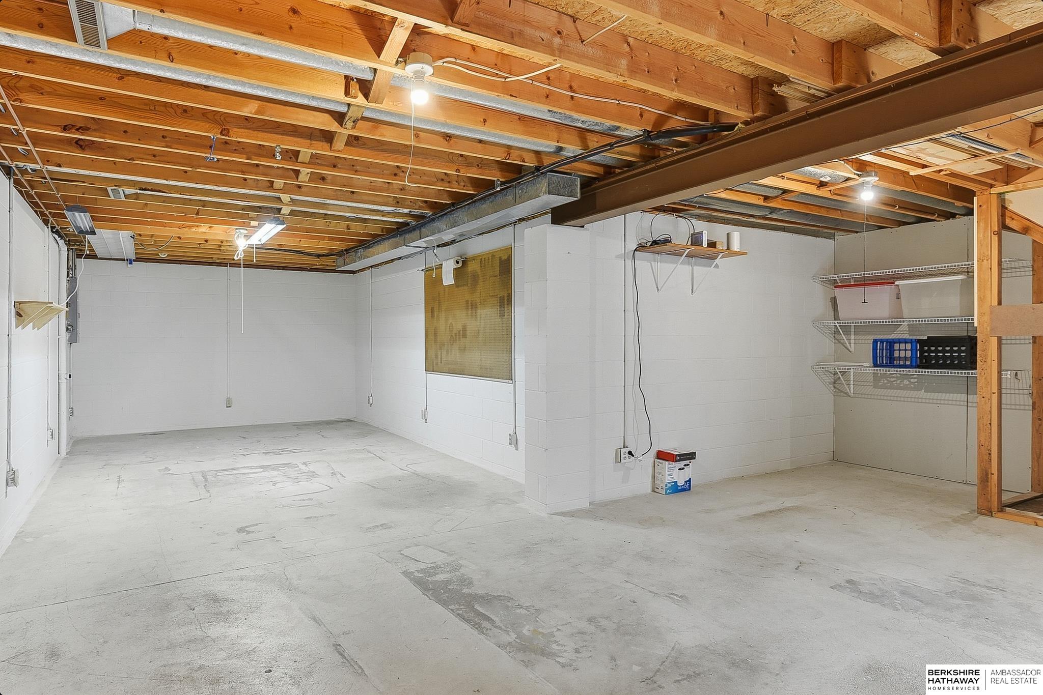 Bellevue, Nebraska 68123, United States, 3 Bedrooms Bedrooms, ,2 BathroomsBathrooms,Residential,Active,256628