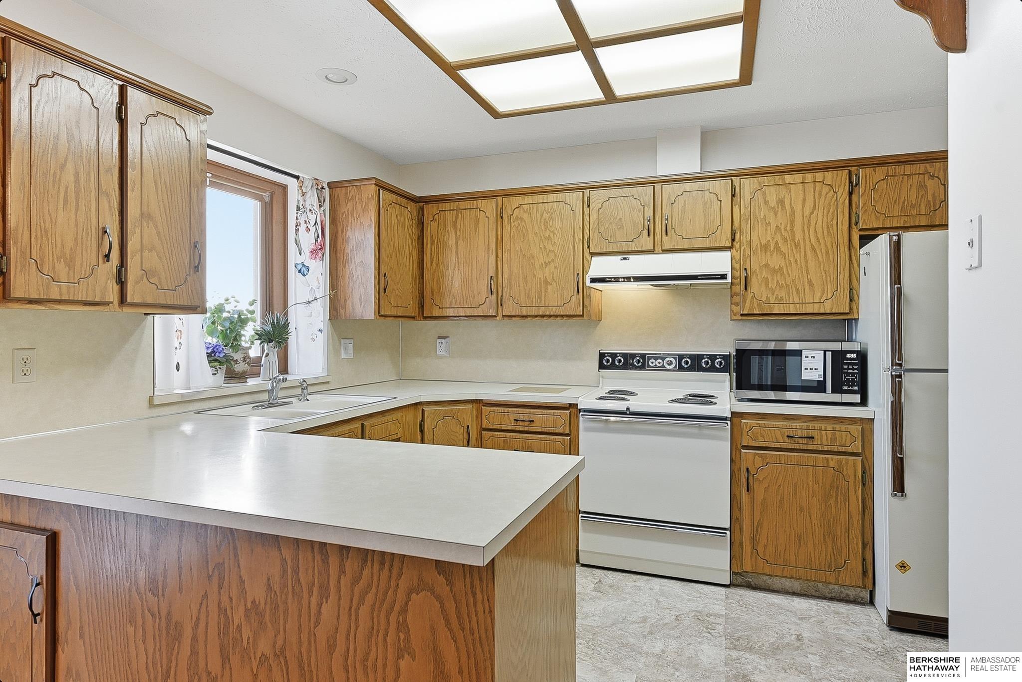 Bellevue, Nebraska 68123, United States, 3 Bedrooms Bedrooms, ,2 BathroomsBathrooms,Residential,Active,256628