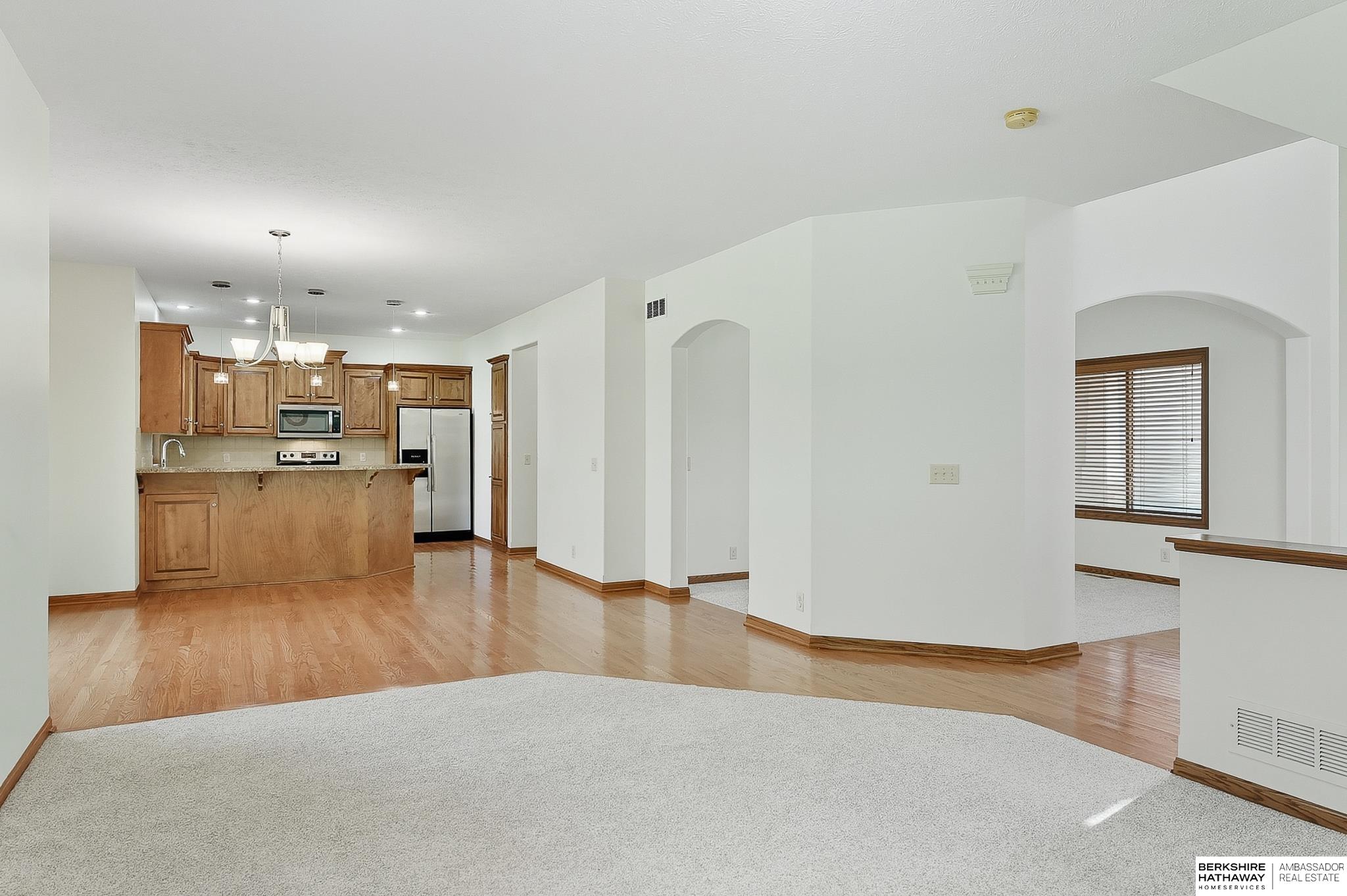 Elkhorn, Nebraska 68022, United States, 4 Bedrooms Bedrooms, ,2 BathroomsBathrooms,Residential,Active,221339