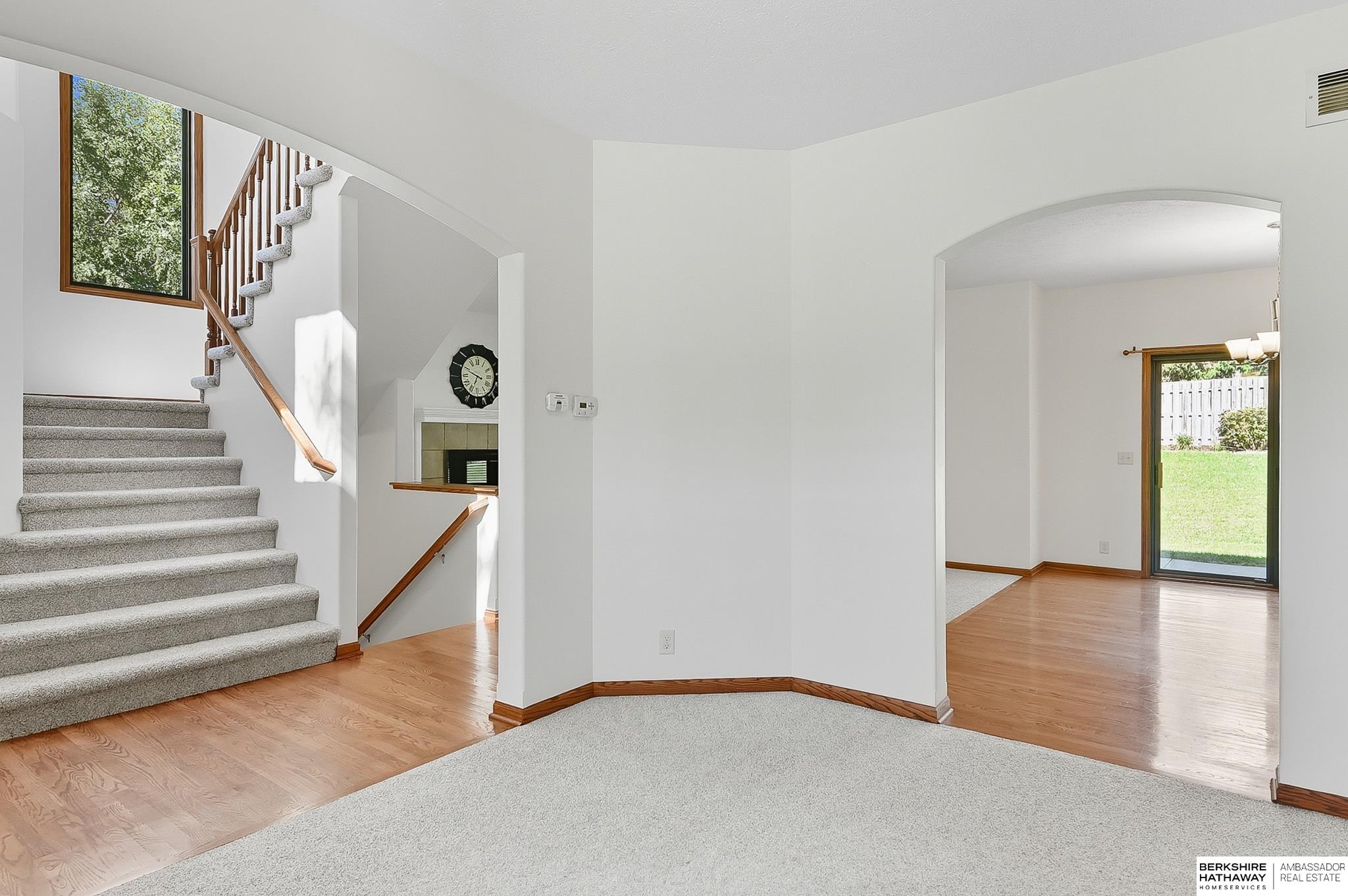 Elkhorn, Nebraska 68022, United States, 4 Bedrooms Bedrooms, ,2 BathroomsBathrooms,Residential,Active,221339