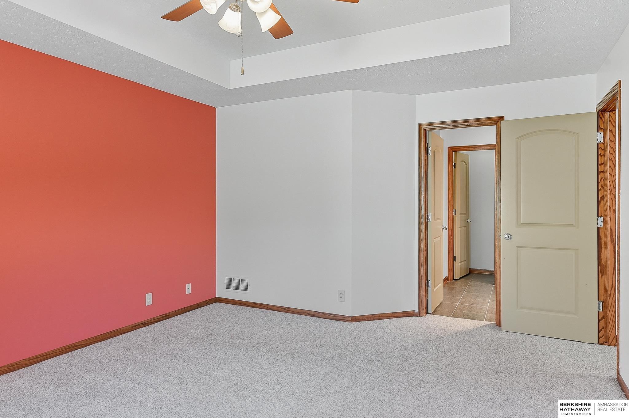 Elkhorn, Nebraska 68022, United States, 4 Bedrooms Bedrooms, ,2 BathroomsBathrooms,Residential,Active,221339