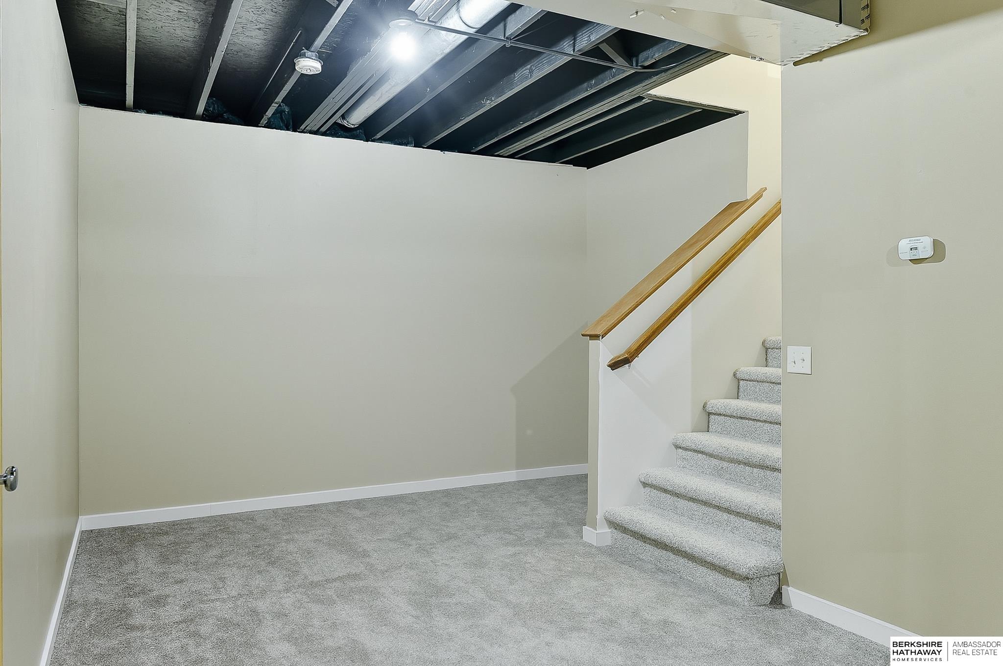 Elkhorn, Nebraska 68022, United States, 4 Bedrooms Bedrooms, ,2 BathroomsBathrooms,Residential,Active,221339