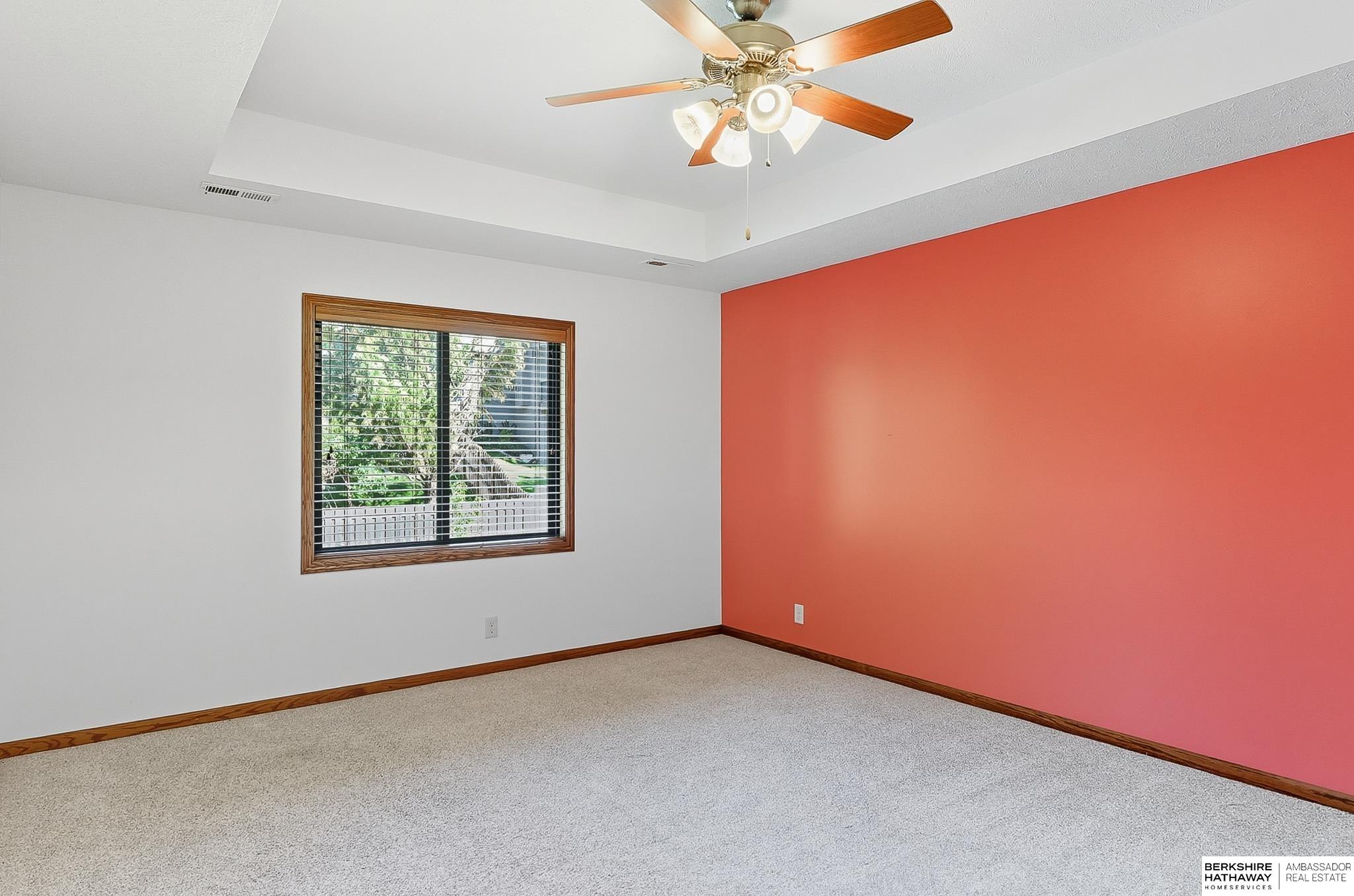 Elkhorn, Nebraska 68022, United States, 4 Bedrooms Bedrooms, ,2 BathroomsBathrooms,Residential,Active,221339