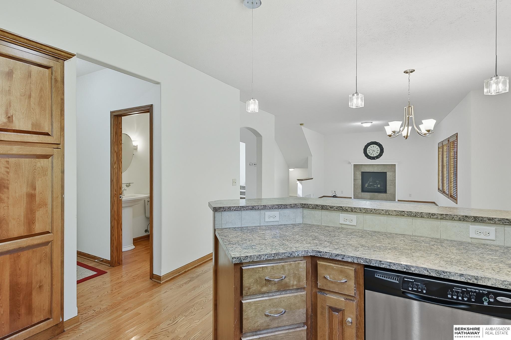 Elkhorn, Nebraska 68022, United States, 4 Bedrooms Bedrooms, ,2 BathroomsBathrooms,Residential,Active,221339