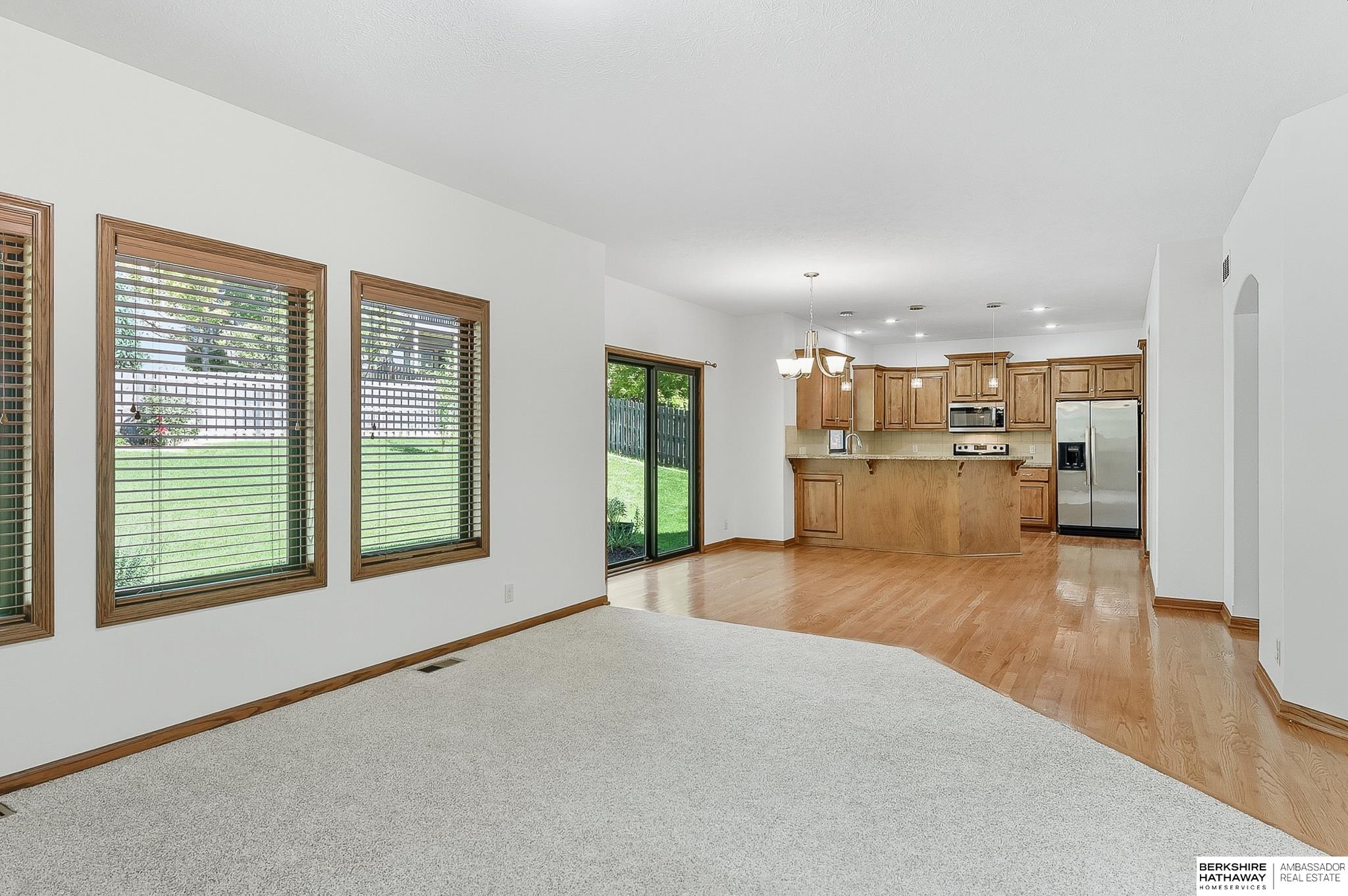 Elkhorn, Nebraska 68022, United States, 4 Bedrooms Bedrooms, ,2 BathroomsBathrooms,Residential,Active,221339