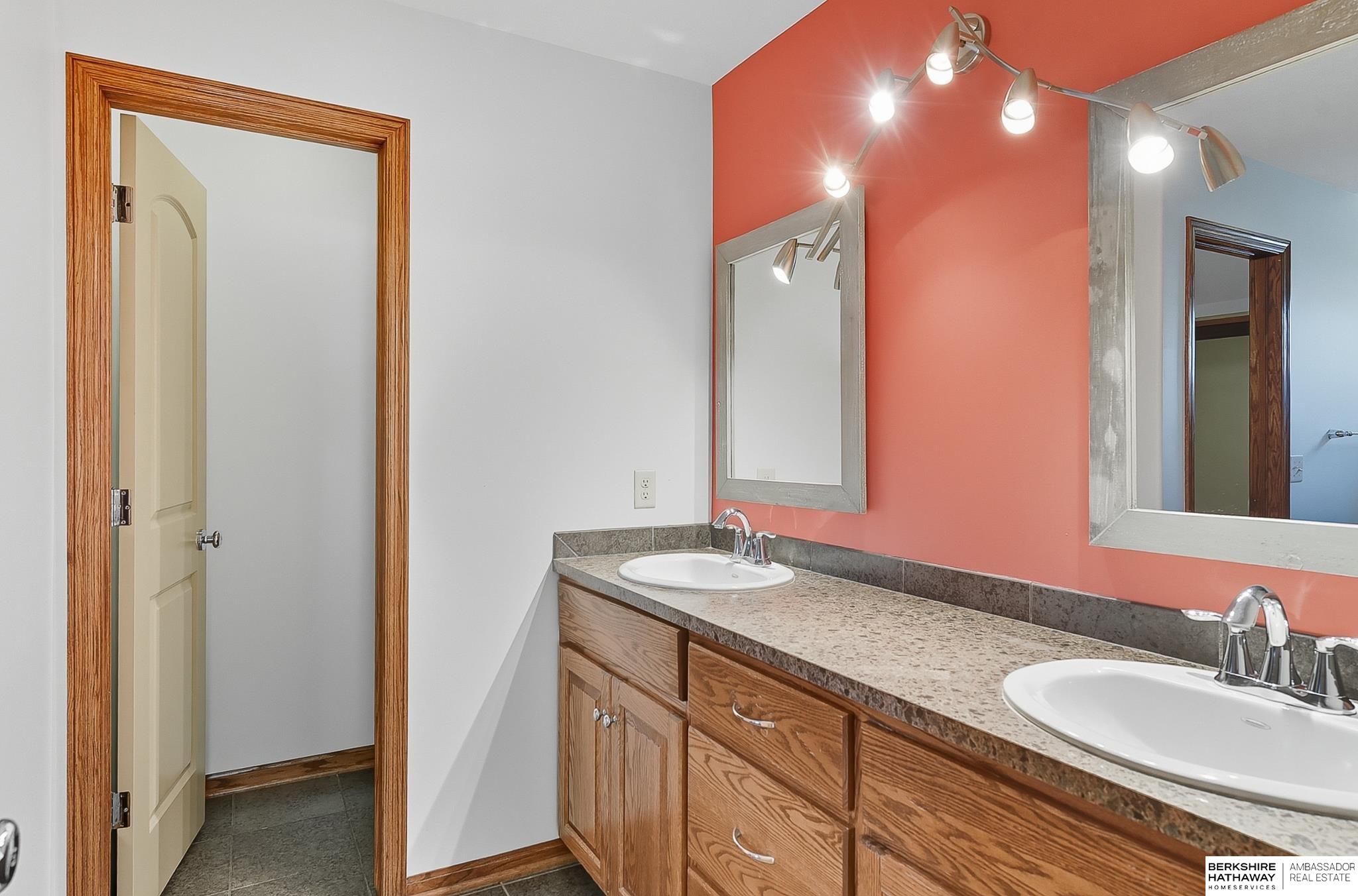 Elkhorn, Nebraska 68022, United States, 4 Bedrooms Bedrooms, ,2 BathroomsBathrooms,Residential,Active,221339