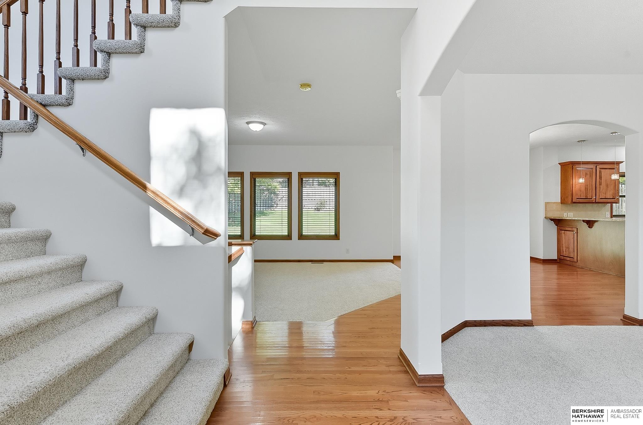 Elkhorn, Nebraska 68022, United States, 4 Bedrooms Bedrooms, ,2 BathroomsBathrooms,Residential,Active,221339