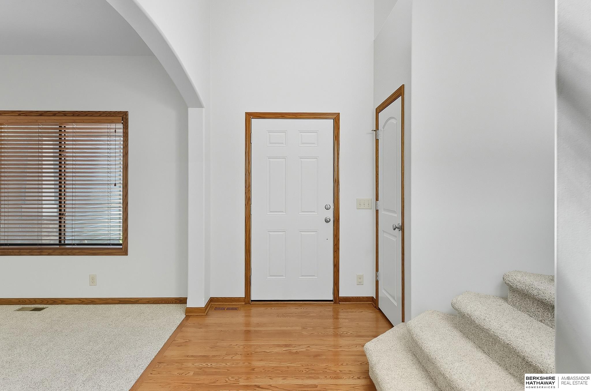 Elkhorn, Nebraska 68022, United States, 4 Bedrooms Bedrooms, ,2 BathroomsBathrooms,Residential,Active,221339