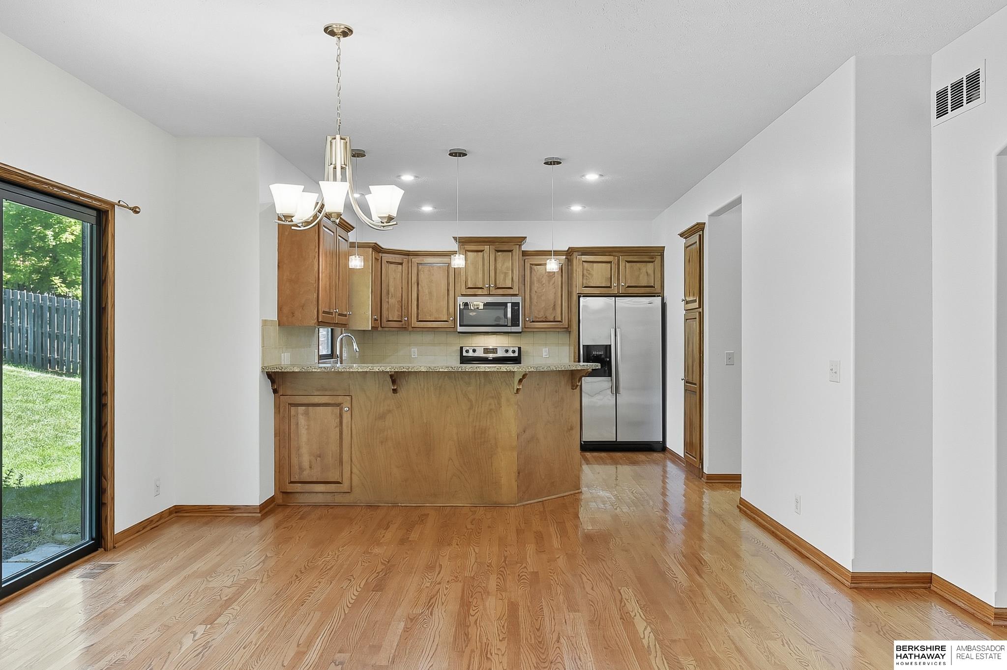 Elkhorn, Nebraska 68022, United States, 4 Bedrooms Bedrooms, ,2 BathroomsBathrooms,Residential,Active,221339